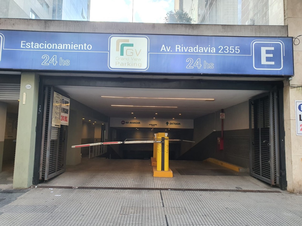 AV. RIVADAVIA 2300, VENTA COCHERAS EN ZONA COMERCIAL
