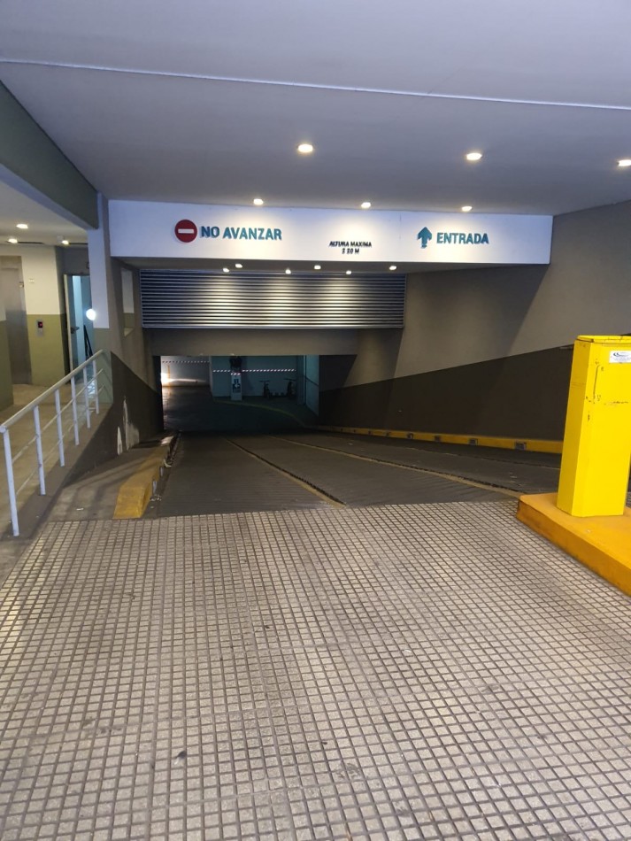 AV. RIVADAVIA 2300, VENTA COCHERAS EN ZONA COMERCIAL