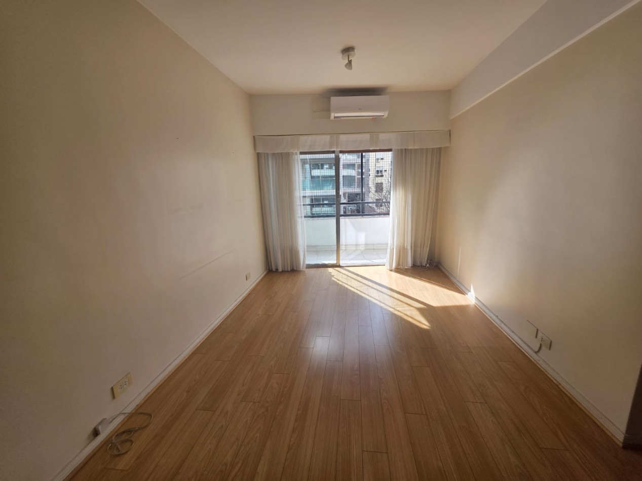 CABELLO 3800, VENTA DEPARTAMENTO DE DOS AMBIENTES 