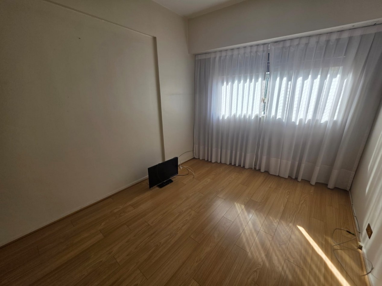 CABELLO 3800, VENTA DEPARTAMENTO DE DOS AMBIENTES 