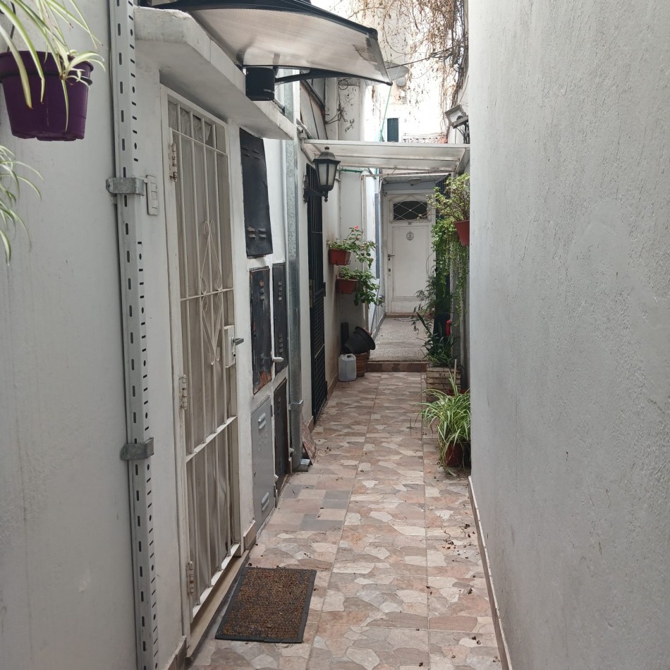 PASAJE GIBRALTAR 5400, VENTA PH DE TRES AMBIENTES