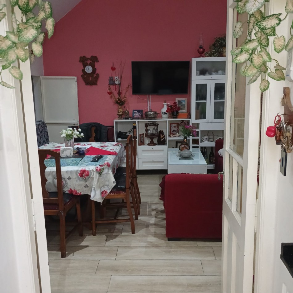 PASAJE GIBRALTAR 5400, VENTA PH DE TRES AMBIENTES