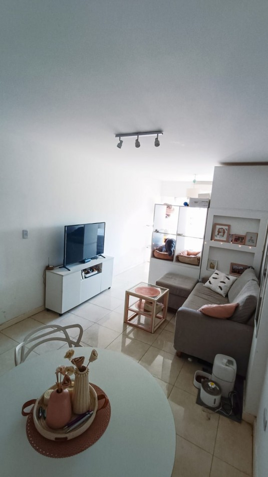 ANDRES LAMAS 1151, VENTA 1 AMB DIVISIBLE FTE BALCON 