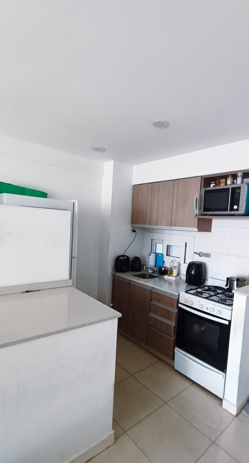 ANDRES LAMAS 1151, VENTA 1 AMB DIVISIBLE FTE BALCON 