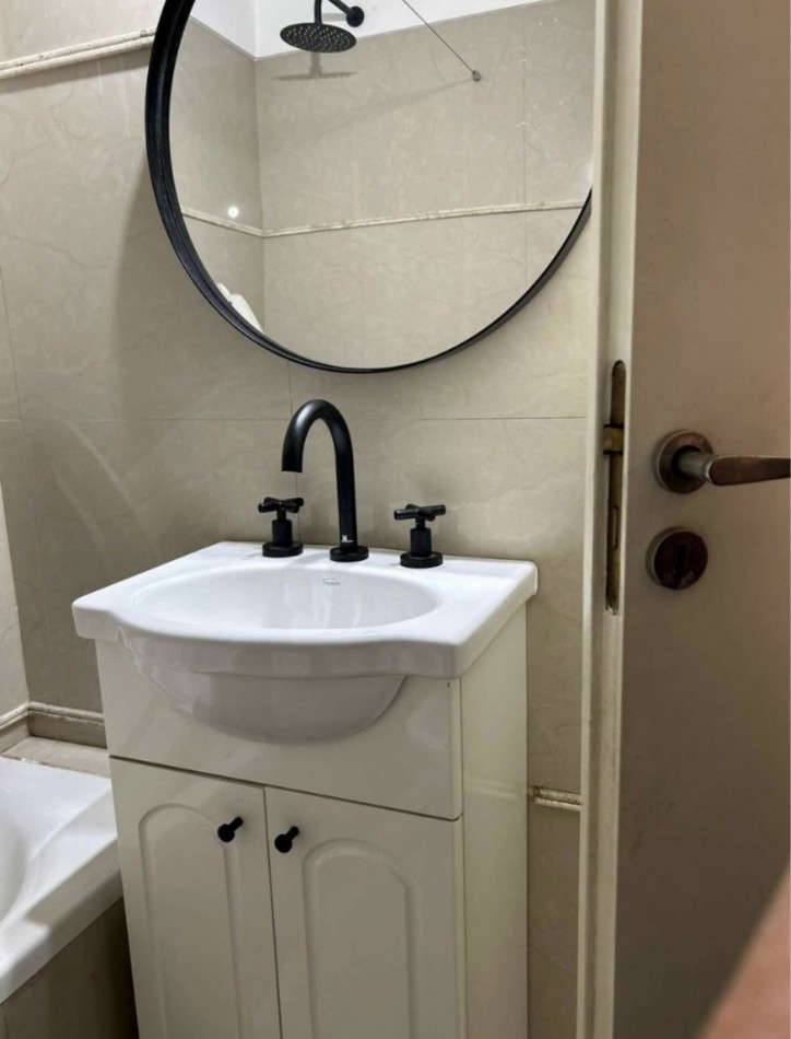 HUMBOLDT 1300, VENTA SEMI-PISO TRES AMBIENTES EN PALERMO