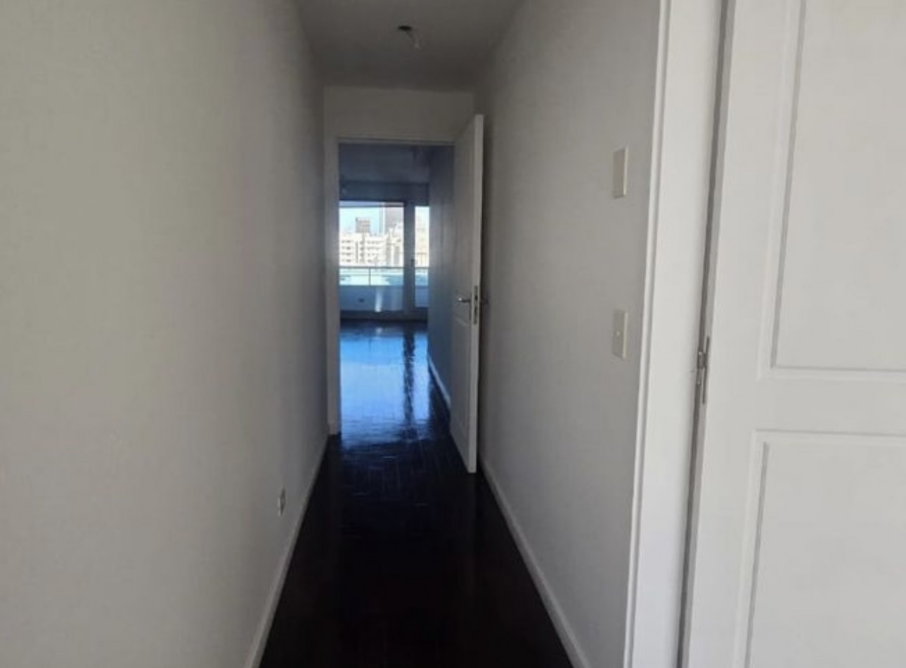 JUANA MANSO 670, VENTA DEPARTAMENTO DE TRES AMBIENTES