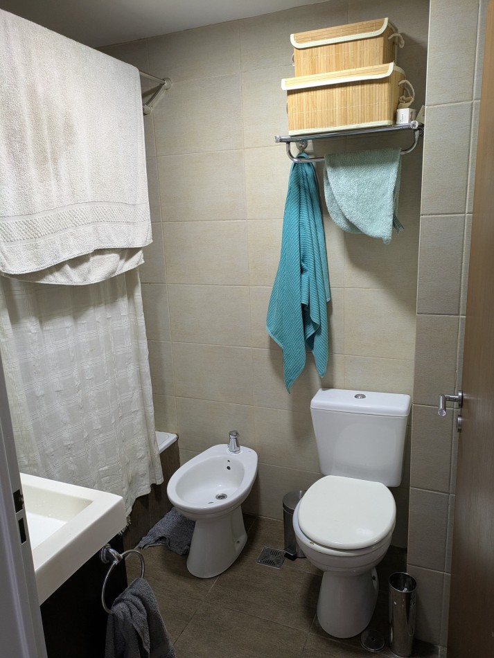 GRANADEROS 800, VENTA DEPARTAMENTO DE DOS AMBIENTES CON BALCON 