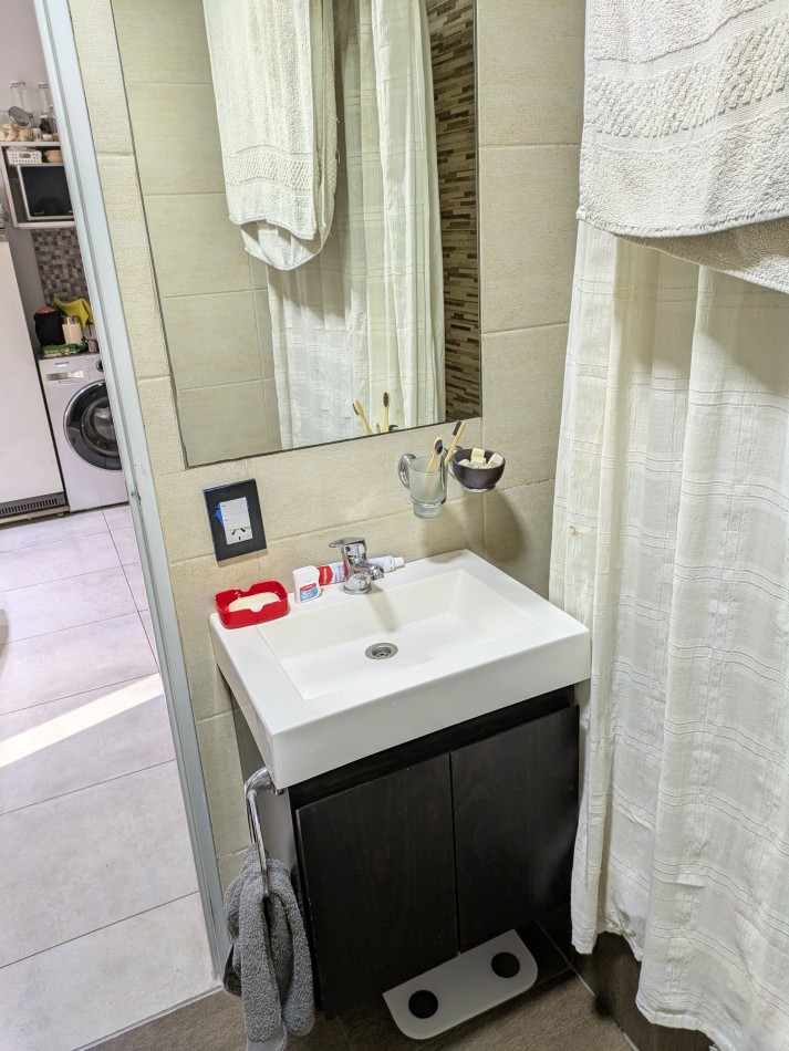 GRANADEROS 800, VENTA DEPARTAMENTO DE DOS AMBIENTES CON BALCON 