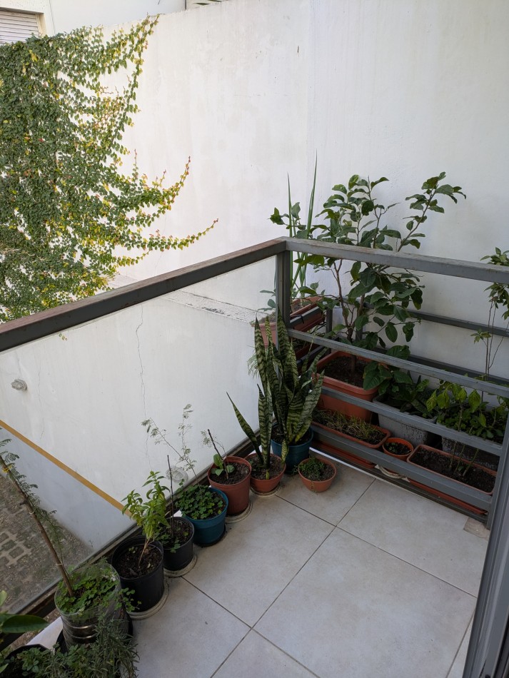 GRANADEROS 800, VENTA DEPARTAMENTO DE DOS AMBIENTES CON BALCON 