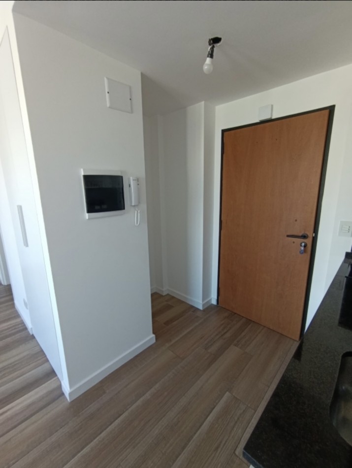 MEXICO 3700, VENTA DEPARTAMENTO DE UN AMBIENTE DE CATEGORIA 