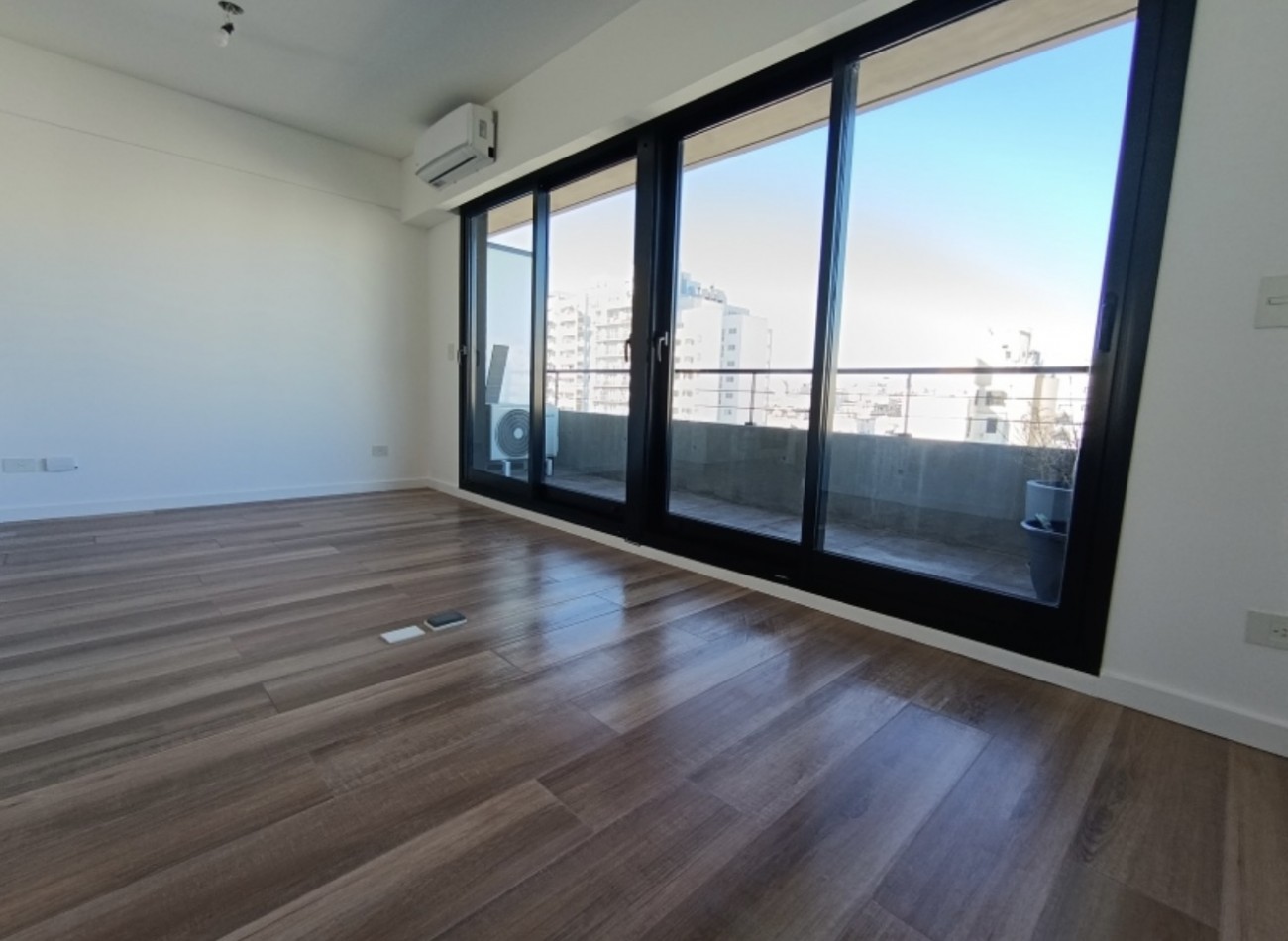MEXICO 3700, VENTA DEPARTAMENTO DE UN AMBIENTE DE CATEGORIA 