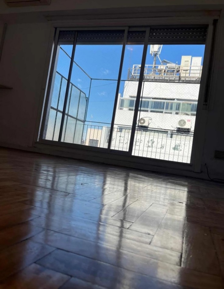 ALSINA 1200, VENTA 1 AMB BALCON TERRZA A 100 MTRS AV 9 DE JULIO