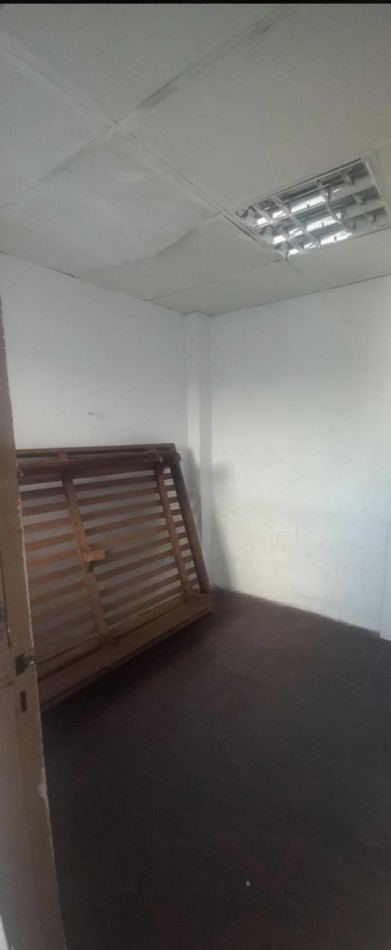 AV. PUEYRREDON 700, VENTA DEPARTAMENTO DE 8 AMBIENTES A RECICLAR