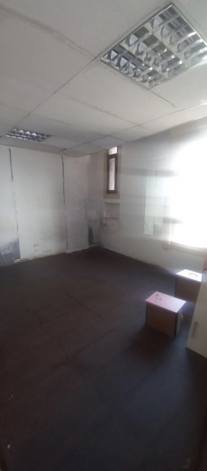 AV. PUEYRREDON 700, VENTA DEPARTAMENTO DE 8 AMBIENTES A RECICLAR