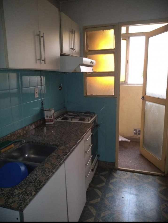 VENEZUELA 4000, VENTA DEPARTAMENTO DE DOS AMBIENTES 