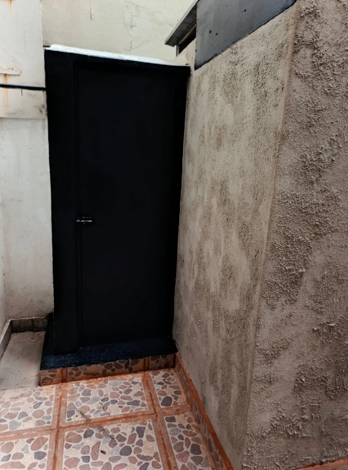 GODOY CRUZ 2700, Venta Muy Buen depto 2 AMB c/Patio Propio Apto PROF/VIVIENDA