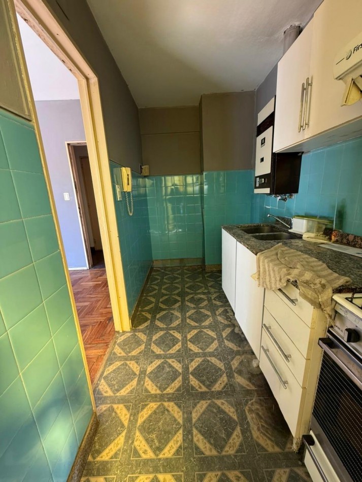 VENEZUELA 4000, VENTA DEPARTAMENTO DE DOS AMBIENTES 