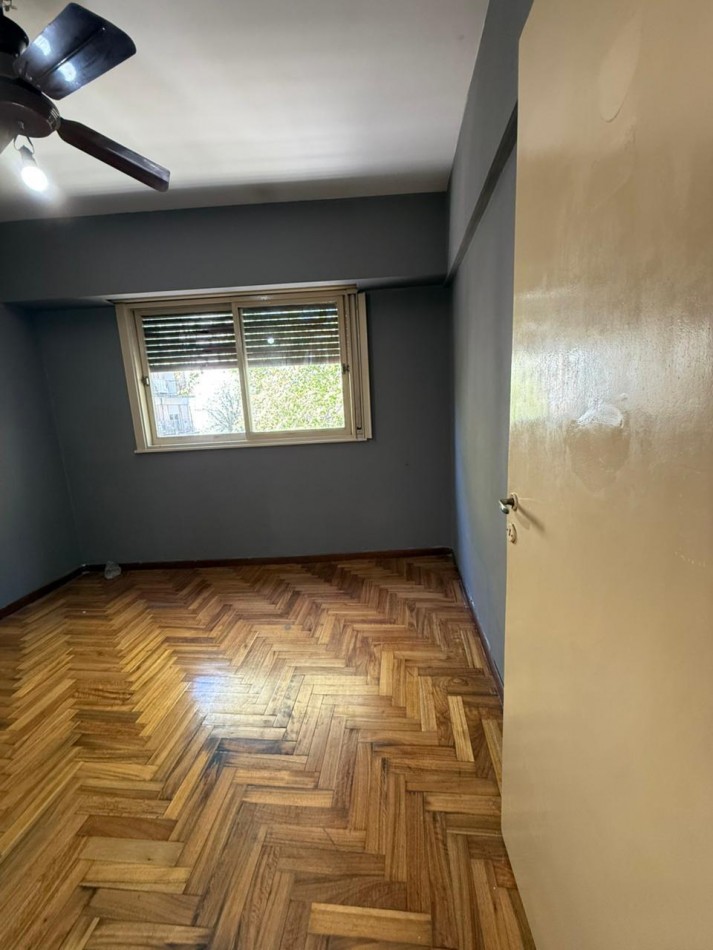 VENEZUELA 4000, VENTA DEPARTAMENTO DE DOS AMBIENTES 