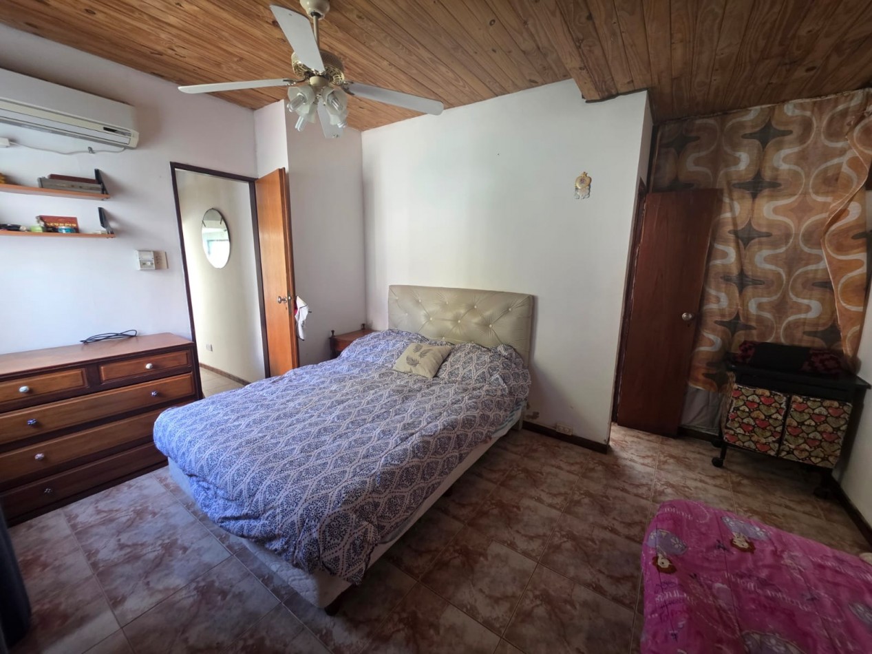 ACUÑA DE FIGUEROA 1700, VENTA PH DE CUATRO AMBIENTES
