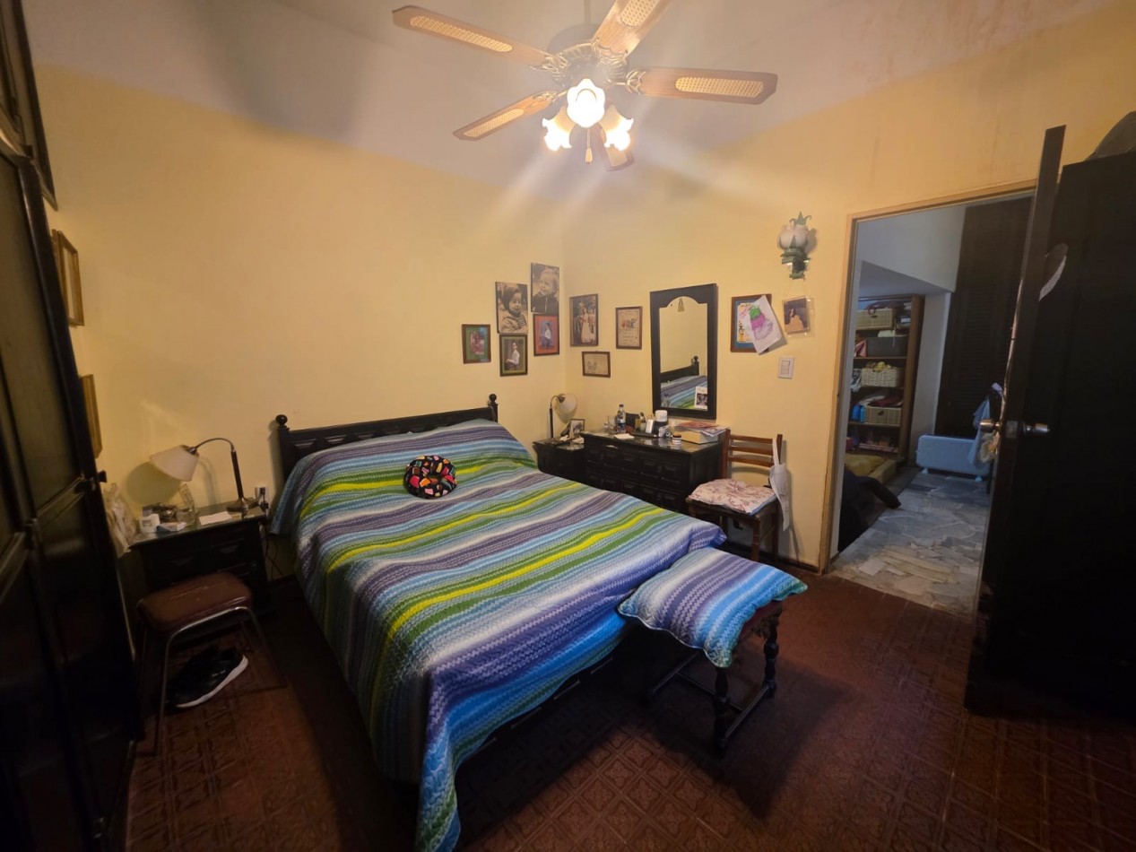 ACUÑA DE FIGUEROA 1700, VENTA PH DE CUATRO AMBIENTES