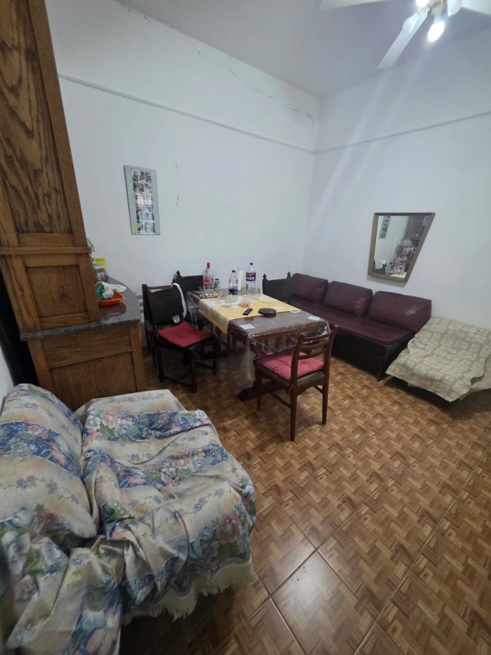 ACUÑA DE FIGUEROA 1700, VENTA PH DE CUATRO AMBIENTES