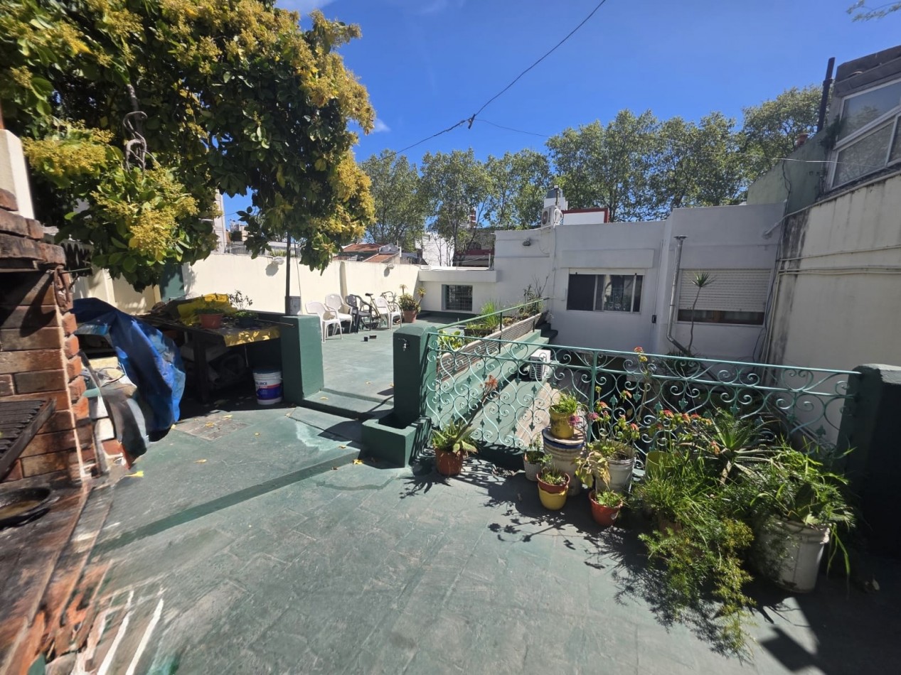 ACUÑA DE FIGUEROA 1700, VENTA PH DE CUATRO AMBIENTES