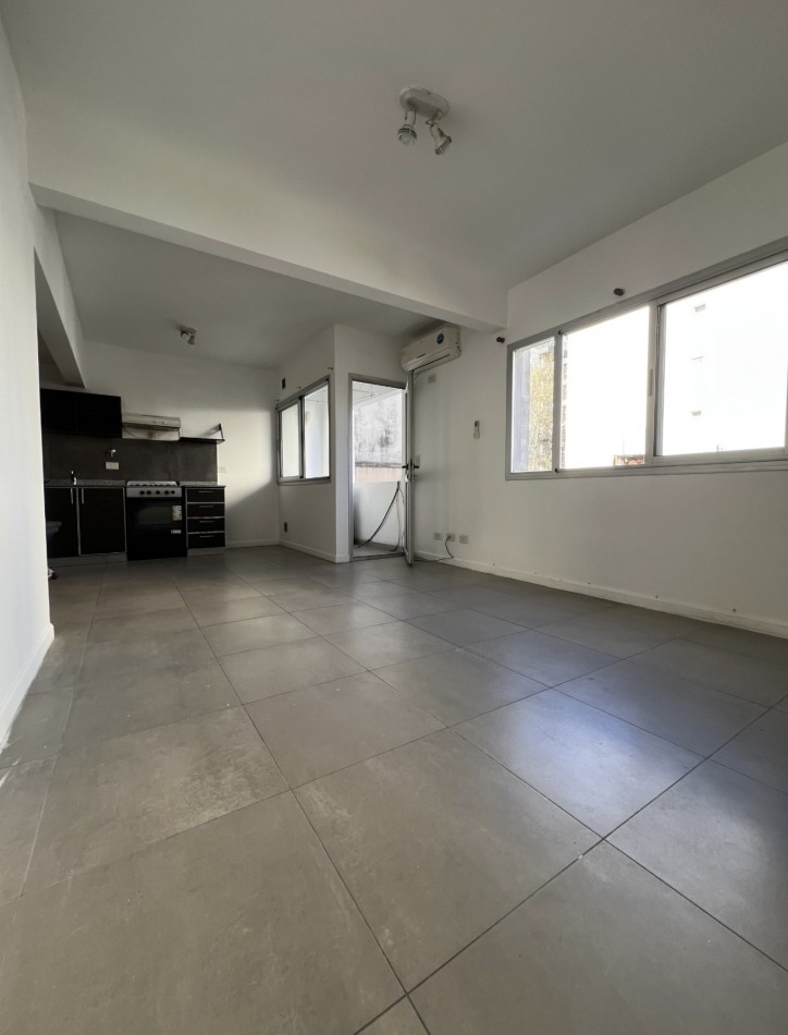 AV. MONROE 5700, VENTA DEPARTAMENTO DE UN AMBIENTE 
