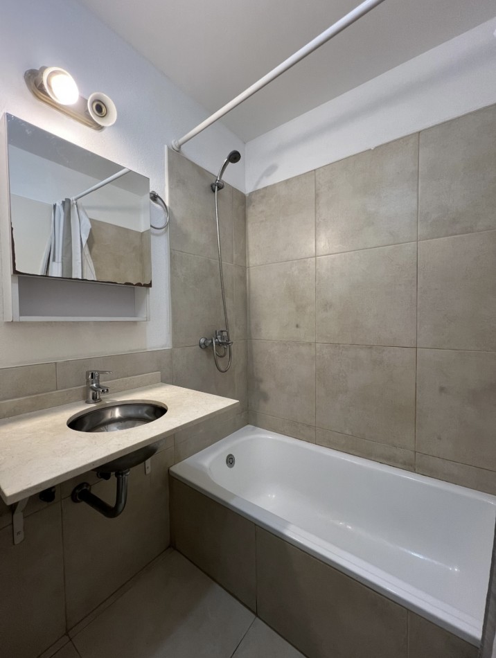 AV. MONROE 5700, VENTA DEPARTAMENTO DE UN AMBIENTE 