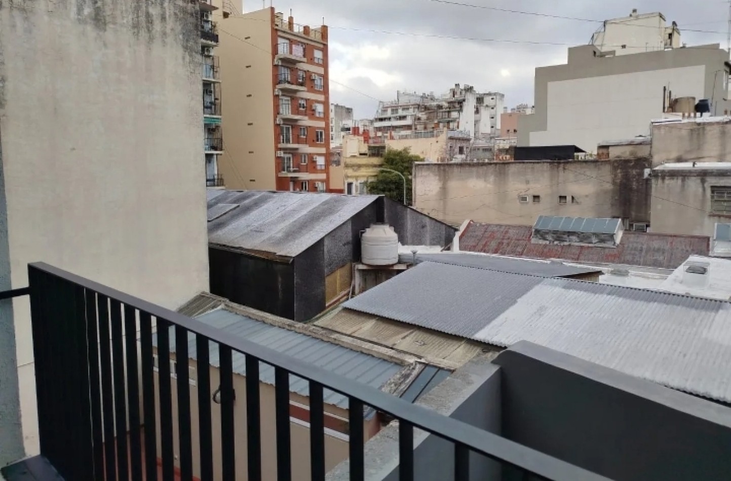 SARMIENTO 4100, VENTA 1 AMB NUEVO A ESTRENAR , ENTREGA Y POSESION INMEDIATA