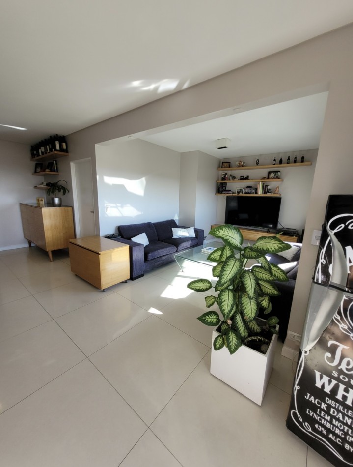 AV. DEL LIBERTADOR 8000, VENTA SEMI-PISO CUATRO AMBIENTES EN NUÑEZ