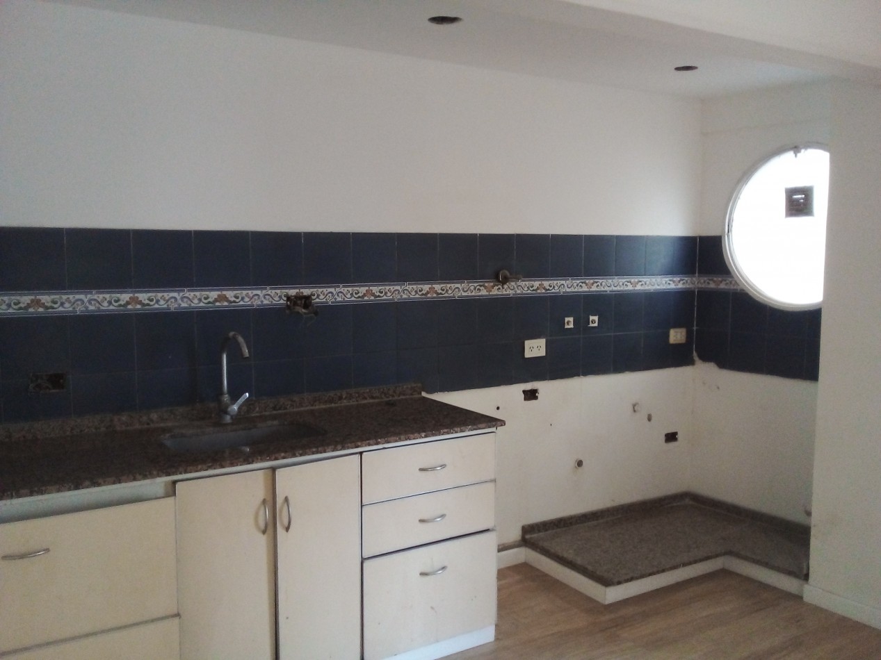 PERON 4100, Venta 2 AMB Apto Prof