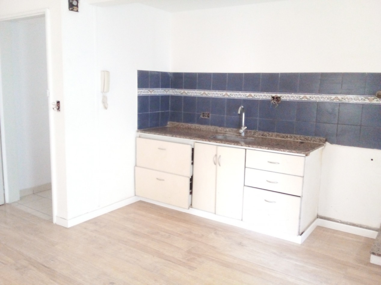 PERON 4100, Venta 2 AMB Apto Prof