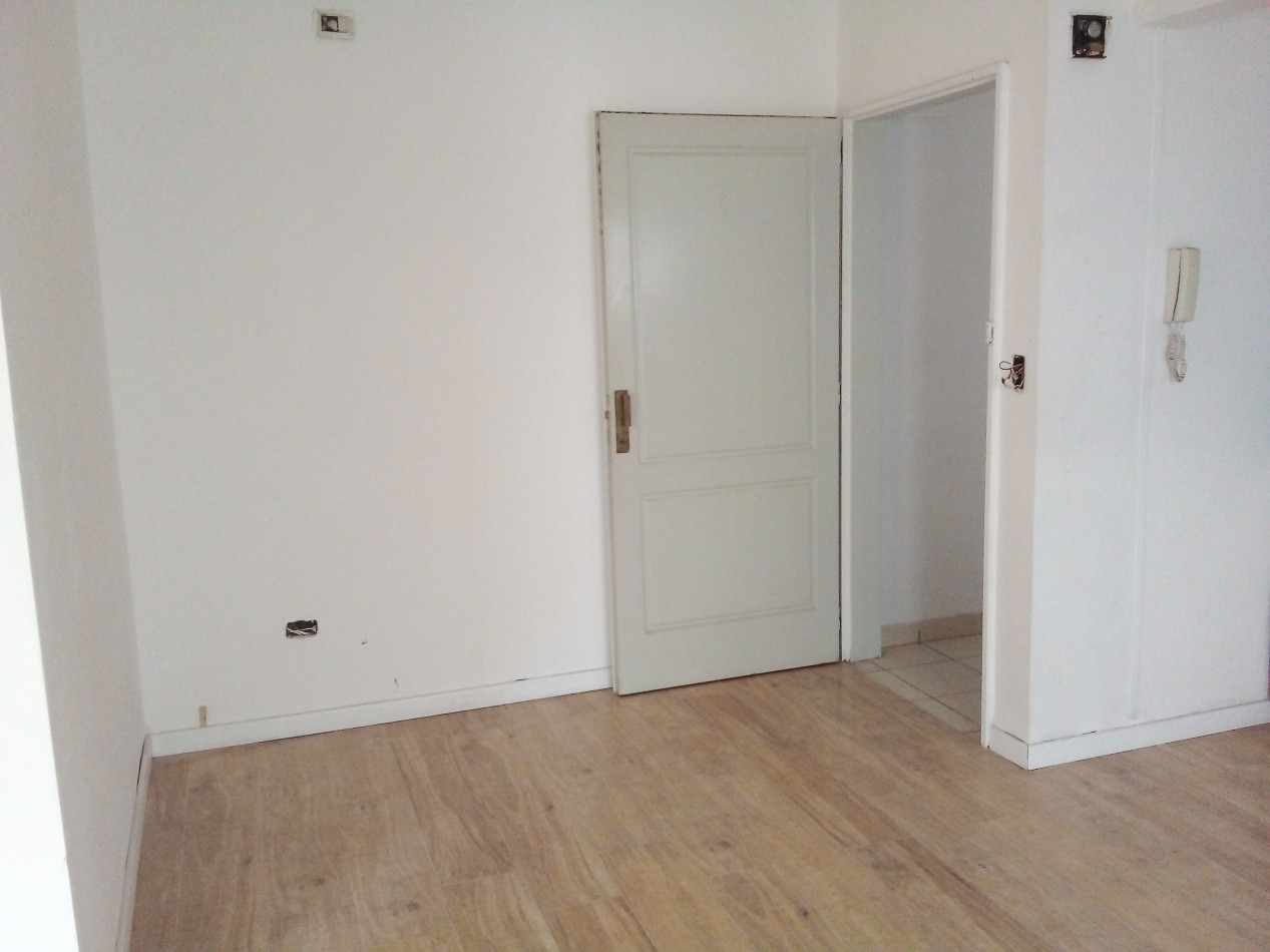 PERON 4100, Venta 2 AMB Apto Prof