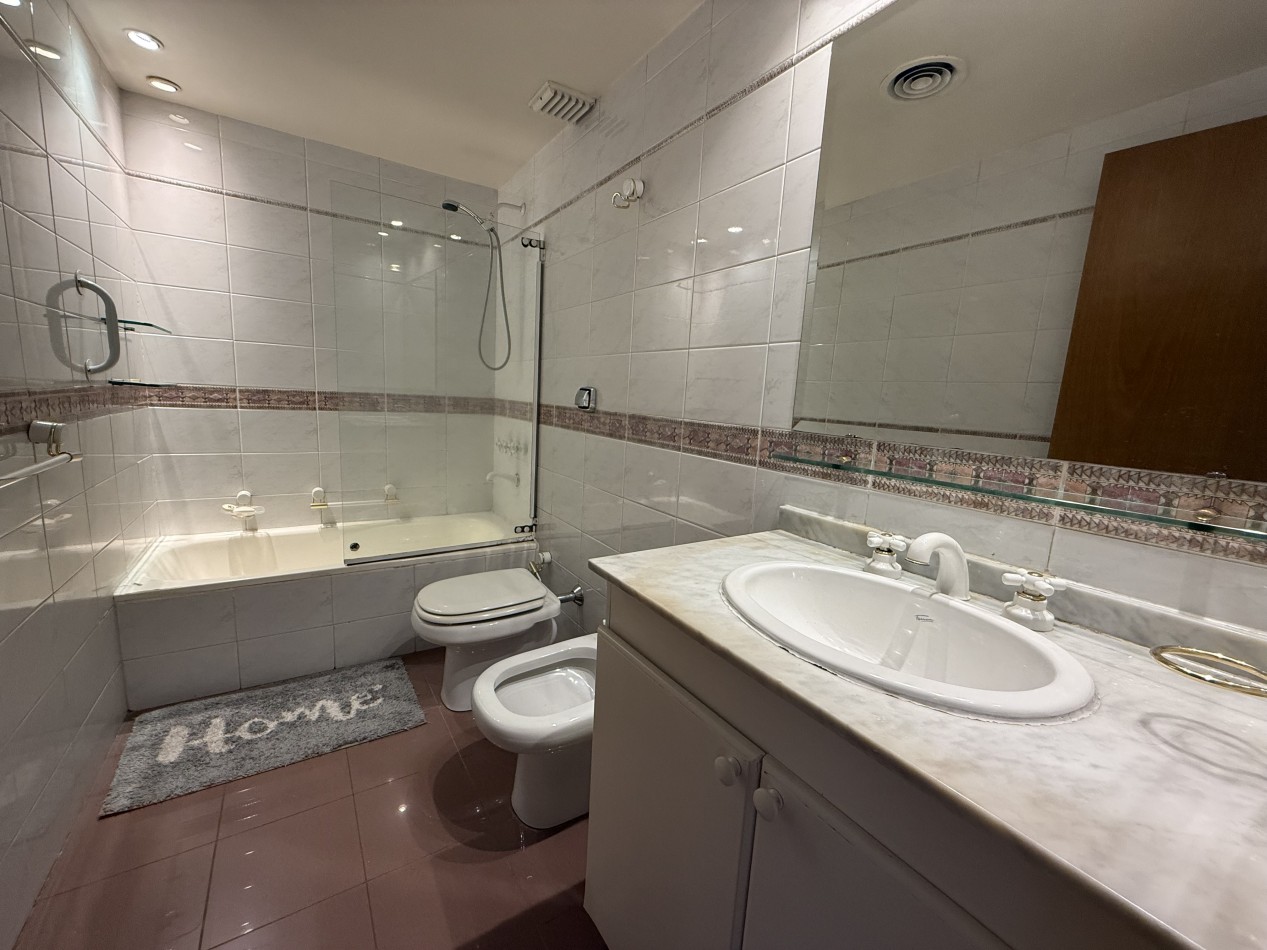 AV. DEL LIBERTADOR 5200, VENTA PISO DE CINCO AMBIENTES EN LAS CAÑITAS