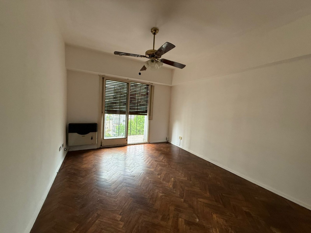 JULIAN ALVAREZ 1700, VENTA DEPARTAMENTO DE TRES AMBIENTES