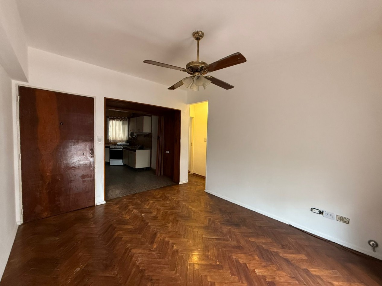 JULIAN ALVAREZ 1700, VENTA DEPARTAMENTO DE TRES AMBIENTES