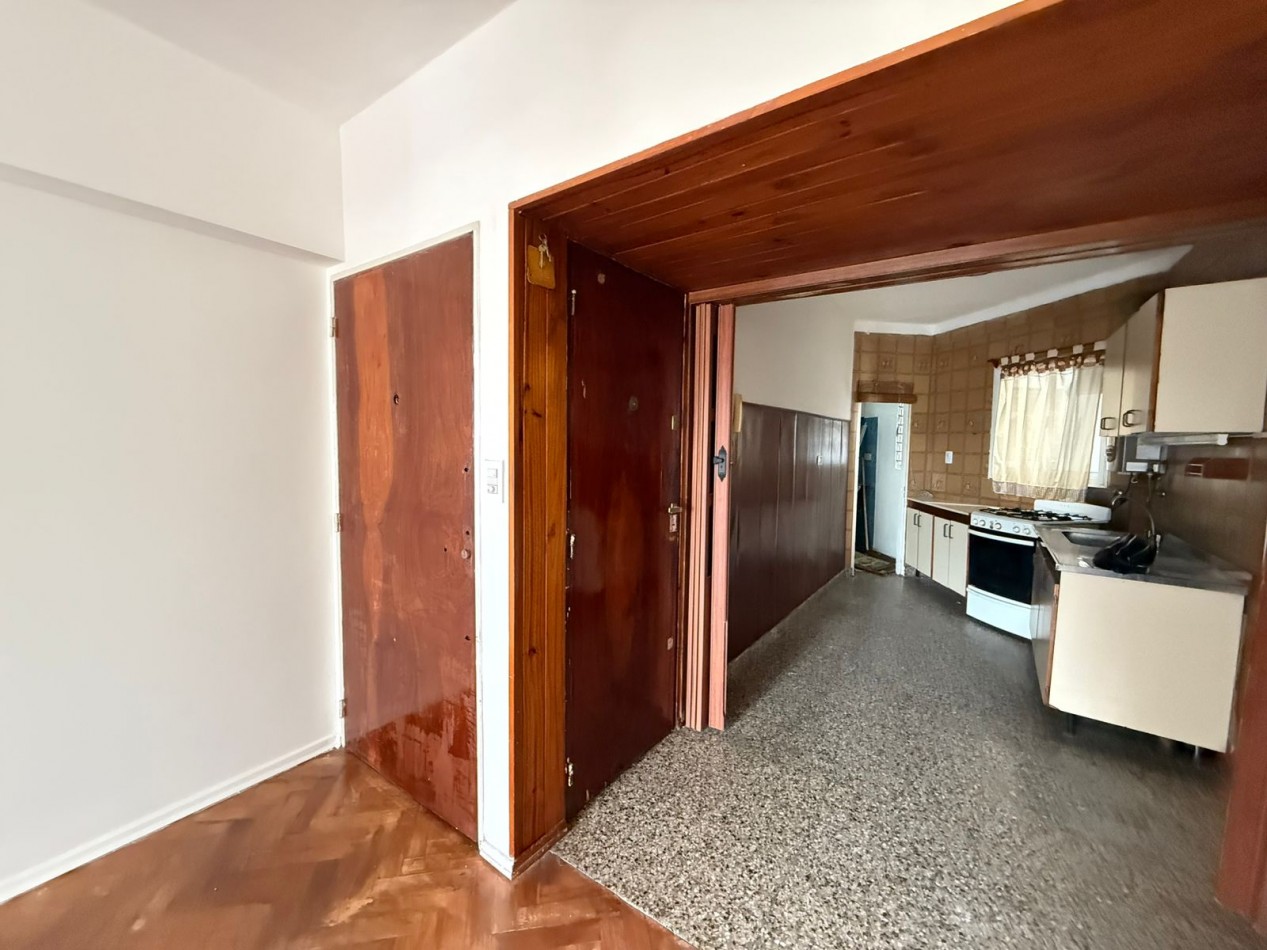 JULIAN ALVAREZ 1700, VENTA DEPARTAMENTO DE TRES AMBIENTES