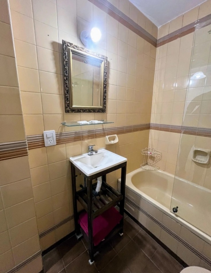 sarmiento 1800, Venta 1 AMB FTE BALCON Metros Av Callao y Av Corrientes zona facultades U.B.A