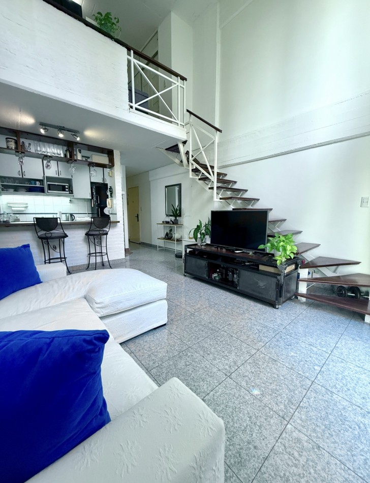 RAMOS MEJIA 1000, VENTA DEPARTAMENTO LOFT DE DOS AMBIENTES