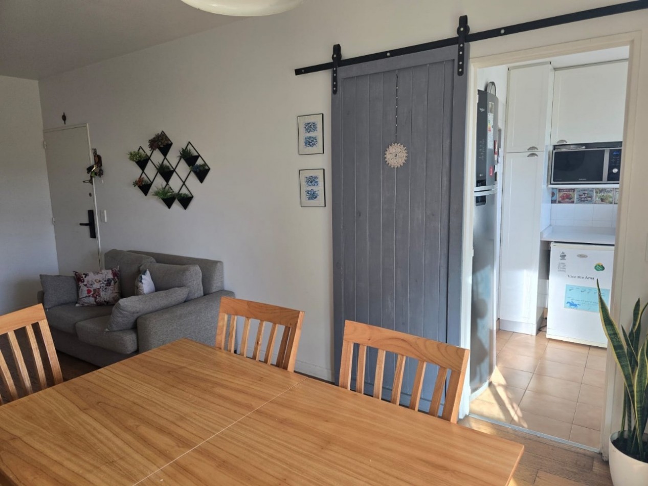 SANTOS DUMONT 2700, VENTA DEPARTAMENTO DE TRES AMBIENTES CON COCHERA