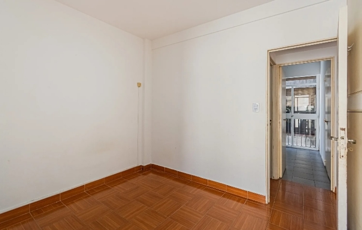 SARMIENTO 2300, VENTA IMPECABLE Depto 3 AMB c/BALCON Super Completo Mtrs Av Callao