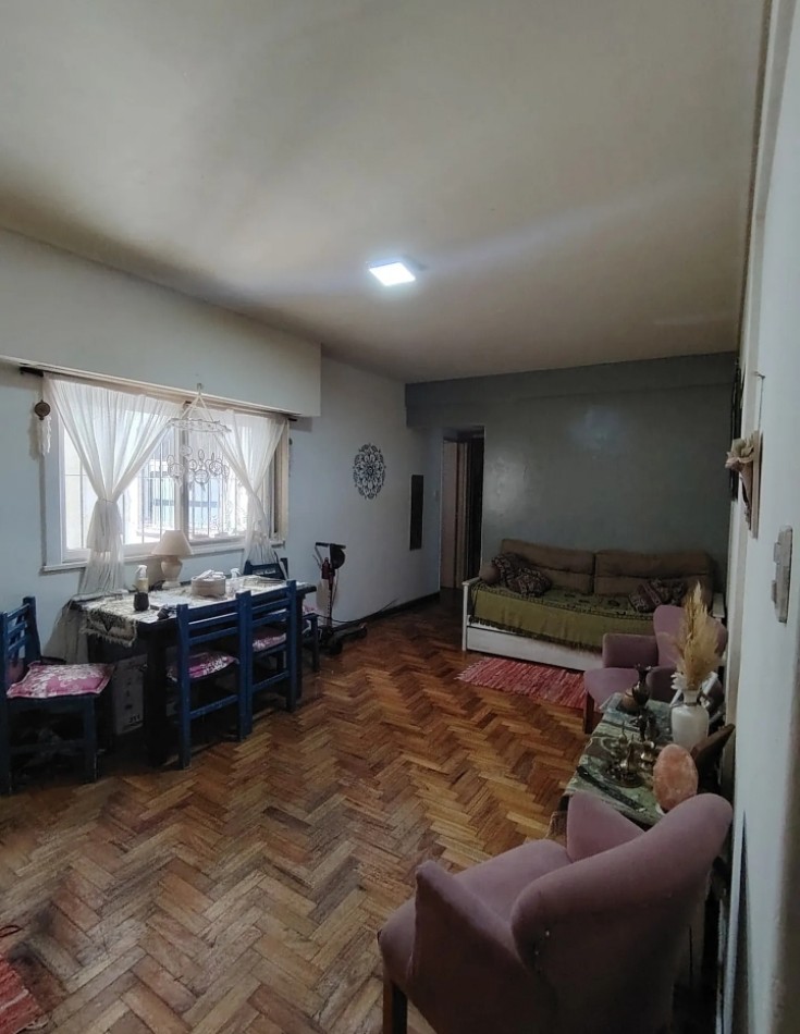 AV BEIRO 3600, Venta MUY BUEN DEPTO 2 AMB Zona Residencial, Comercial !!!