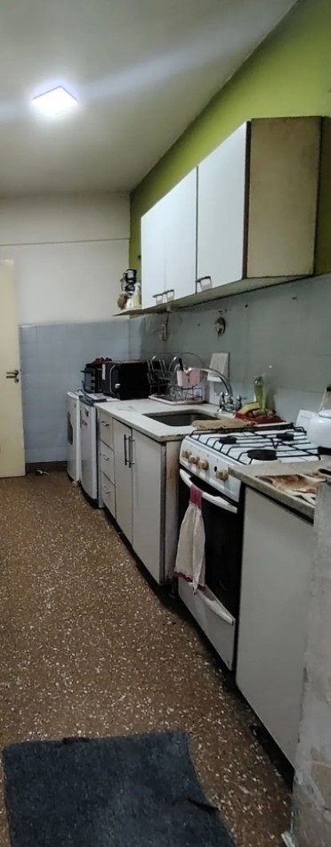 AV BEIRO 3600, Venta MUY BUEN DEPTO 2 AMB Zona Residencial, Comercial !!!