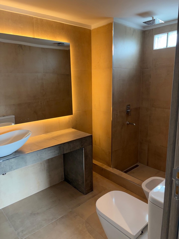 TRES ARROYOS 3100, VENTA SEMI-PISOS A ESTRENAR AL FRENTE