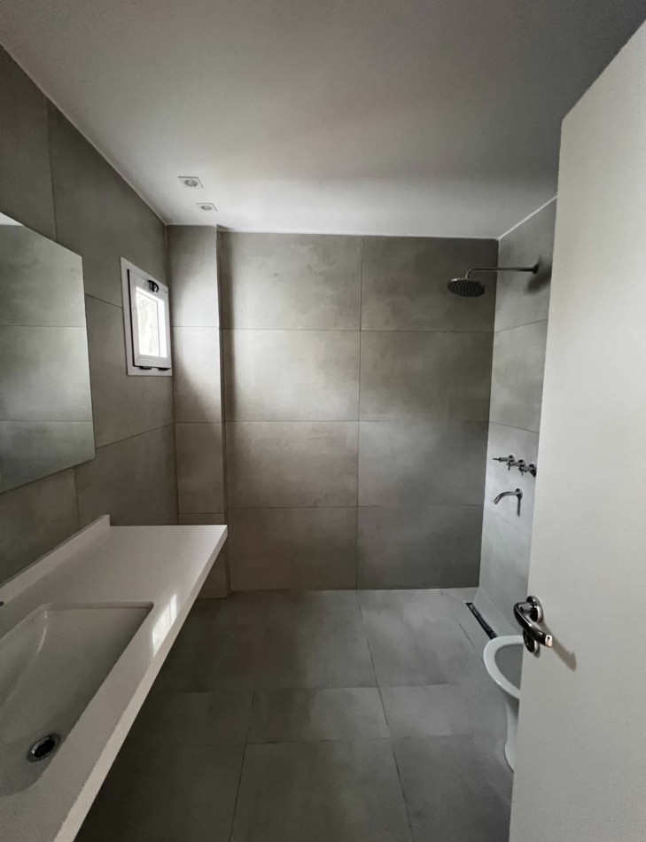 AV. DEL LIBERTADOR 5500, VENTA DEPARTAMENTO DE DOS AMBIENTES Y MEDIO CON COCHERA