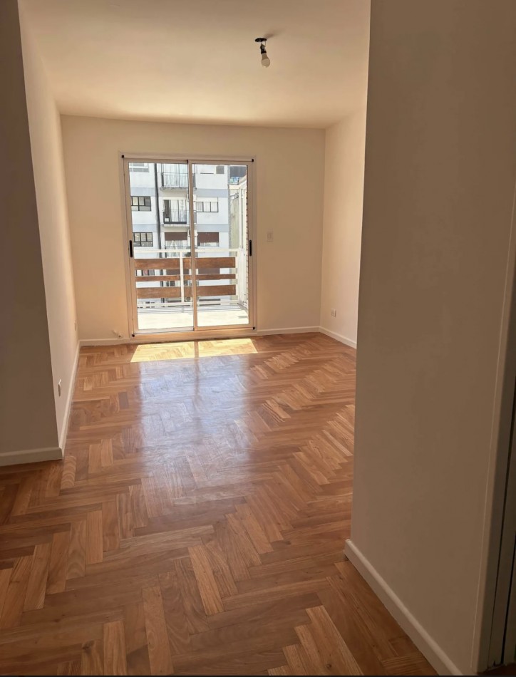 AV. DEL LIBERTADOR 5500, VENTA DEPARTAMENTO DE DOS AMBIENTES Y MEDIO CON COCHERA