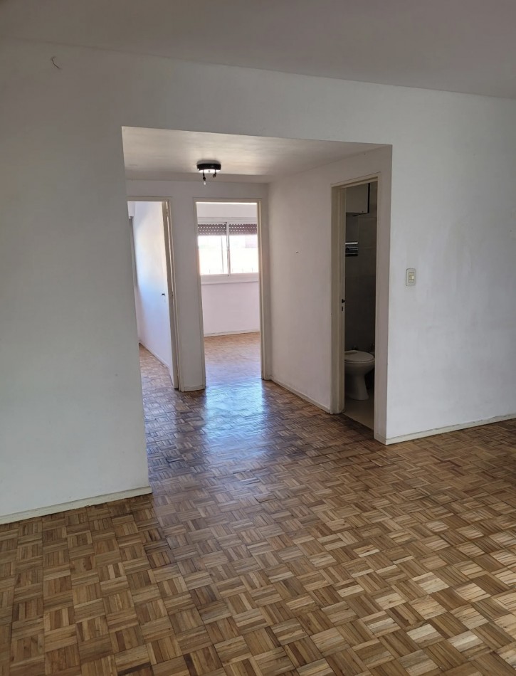 QUIRNO 100, VENTA DEPARTAMENTO DE TRES AMBIENTES