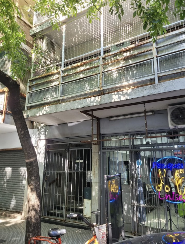 QUIRNO 100, VENTA DEPARTAMENTO DE TRES AMBIENTES