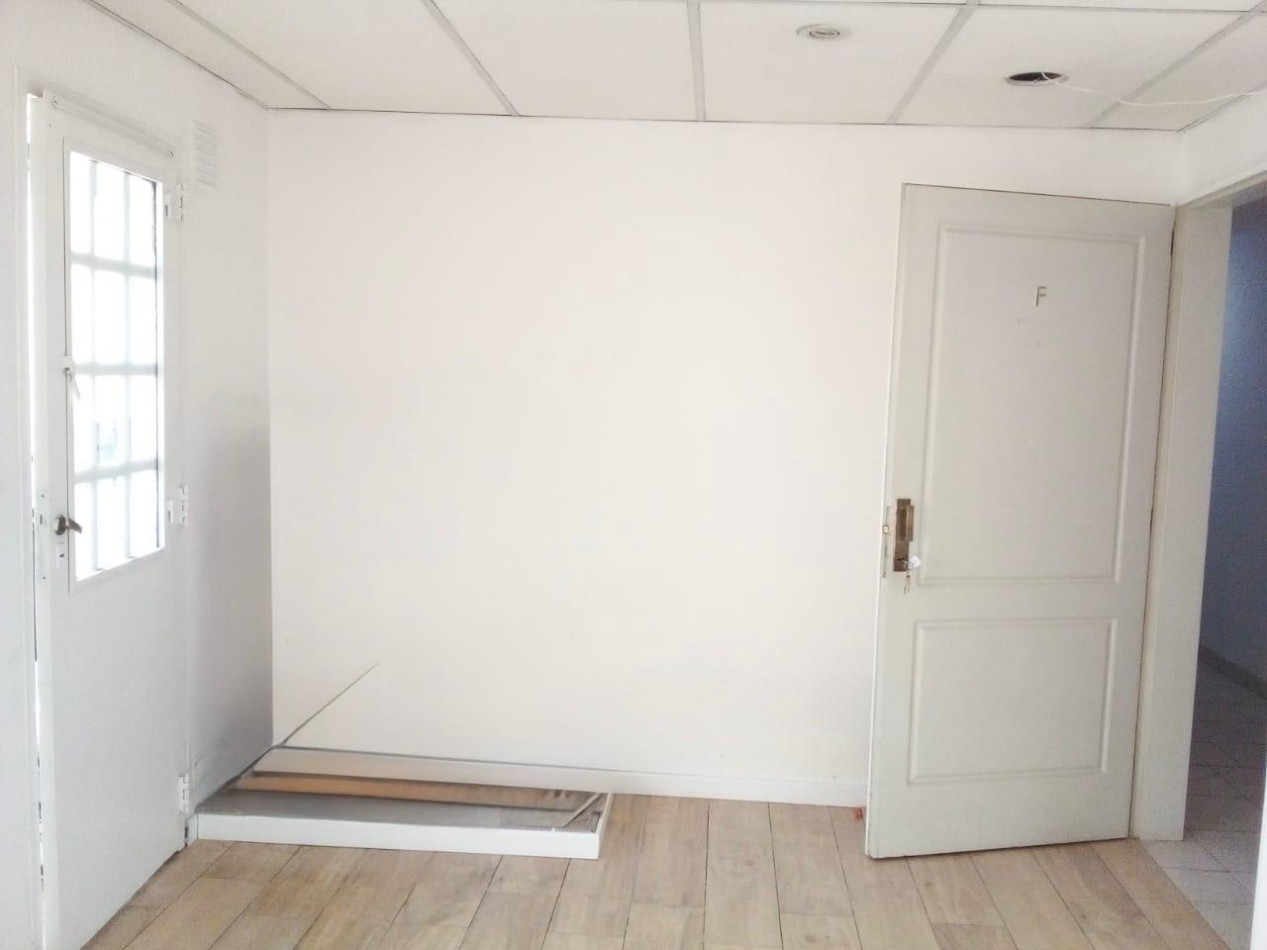 PERON 4100, Venta Gran depto 1 AMB DIVIIDO en 2 AMB BALCON + BALCON FRANCES + VENTANAL 