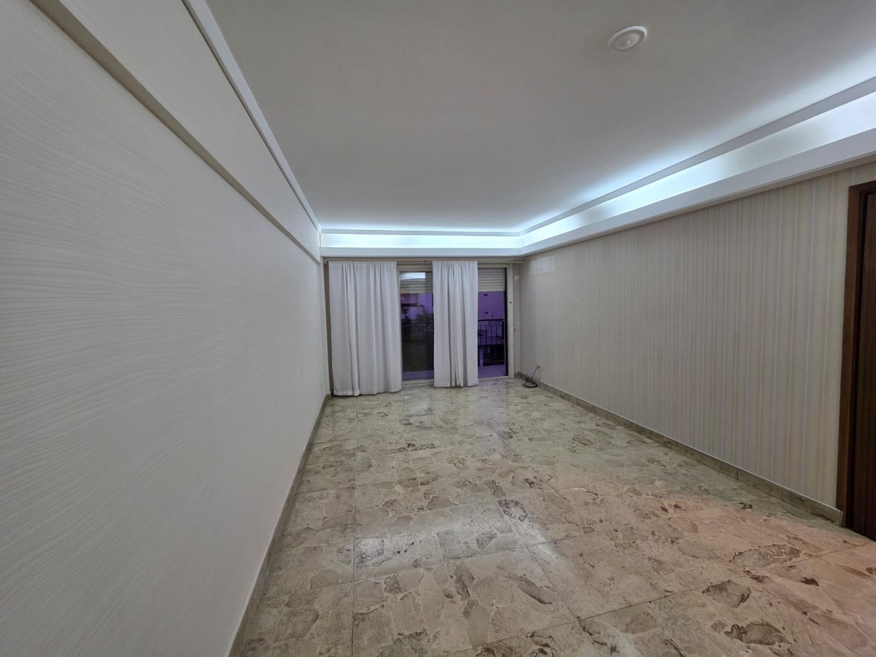 MELINCUE 3300, VENTA DEPARTAMENTO DE TRES AMBIENTES CON DEPENDENCIA